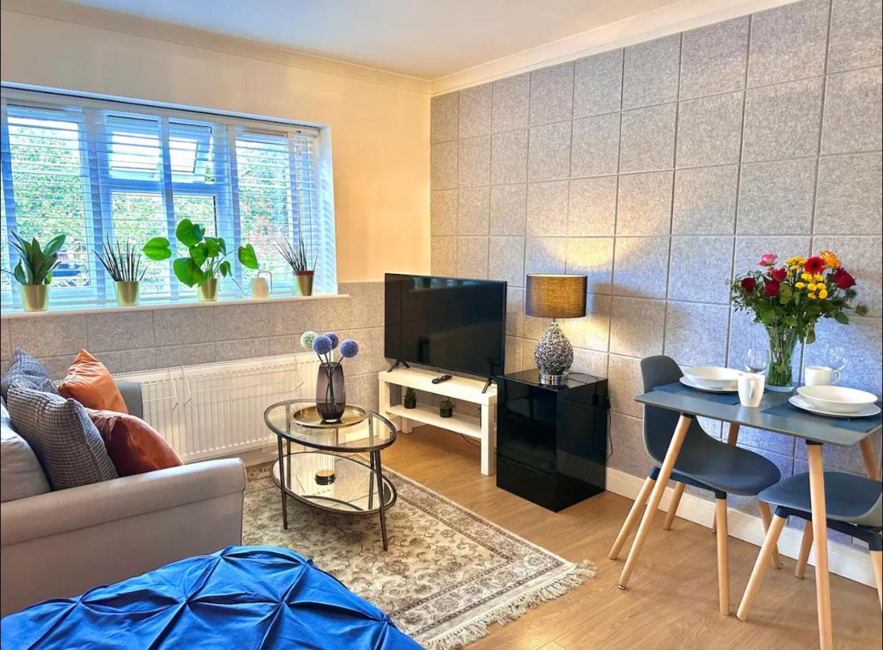 Stunning Business Travellers En-suite Bathroom Garden View * Londres